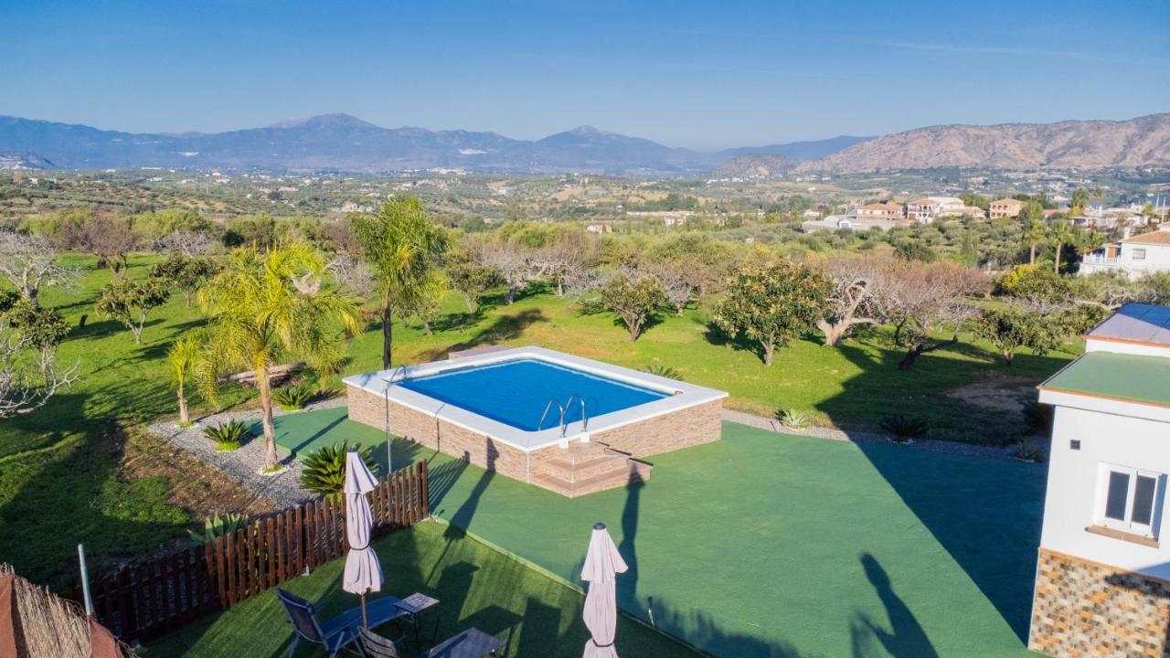 Cubo'S Finca La Higuera Alhaurín de la Torre Εξωτερικό φωτογραφία